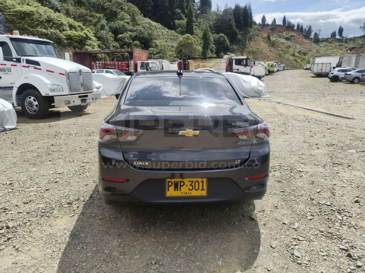 CHEVROLET ONIX NB LT TURBO AT 1000 CC MOD. 2026, PLACA: PWP301 Ubic.: CALDAS — imagen 7 de 8