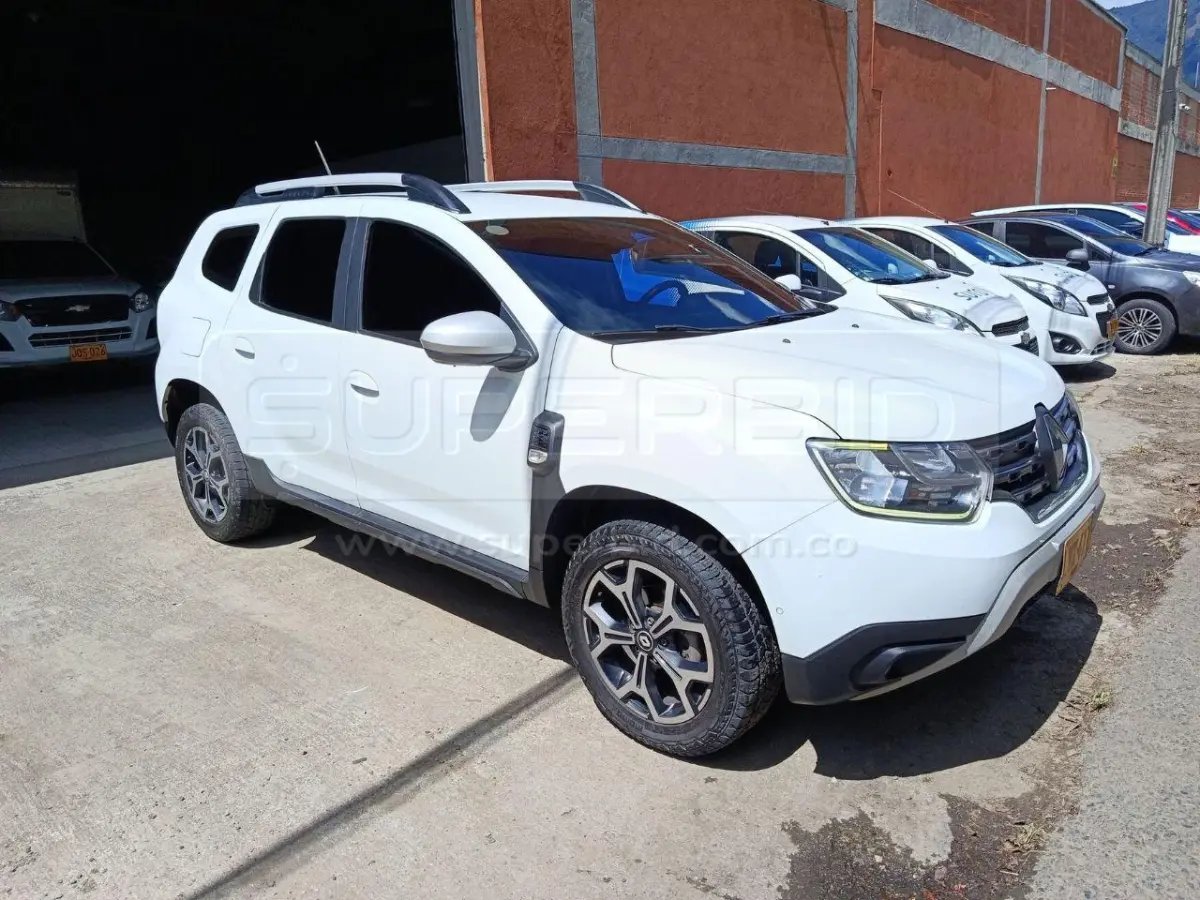 RENAULT DUSTER ICONIC 1.3T 4X4 MT 1300 CC MOD. 2024, PLACA: LVX417 Ubic.: MEDELLIN — imagen 2 de 8