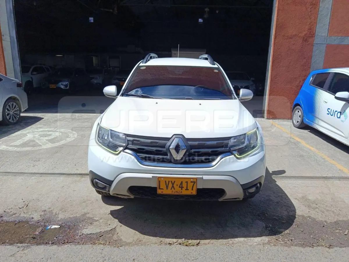RENAULT DUSTER ICONIC 1.3T 4X4 MT 1300 CC MOD. 2024, PLACA: LVX417 Ubic.: MEDELLIN — imagen 3 de 8