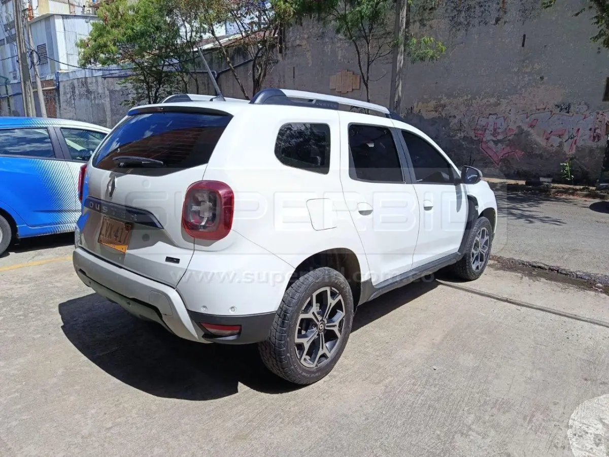 RENAULT DUSTER ICONIC 1.3T 4X4 MT 1300 CC MOD. 2024, PLACA: LVX417 Ubic.: MEDELLIN — imagen 8 de 8