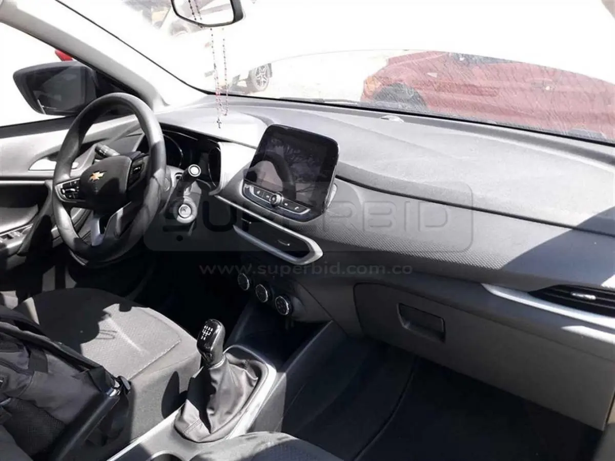 CHEVROLET TRACKER [2] LS T MT 1199 CC MOD. 2023, PLACA: LZY690 Ubic.: COPACABANA, ANTIOQUIA — imagen 5 de 8