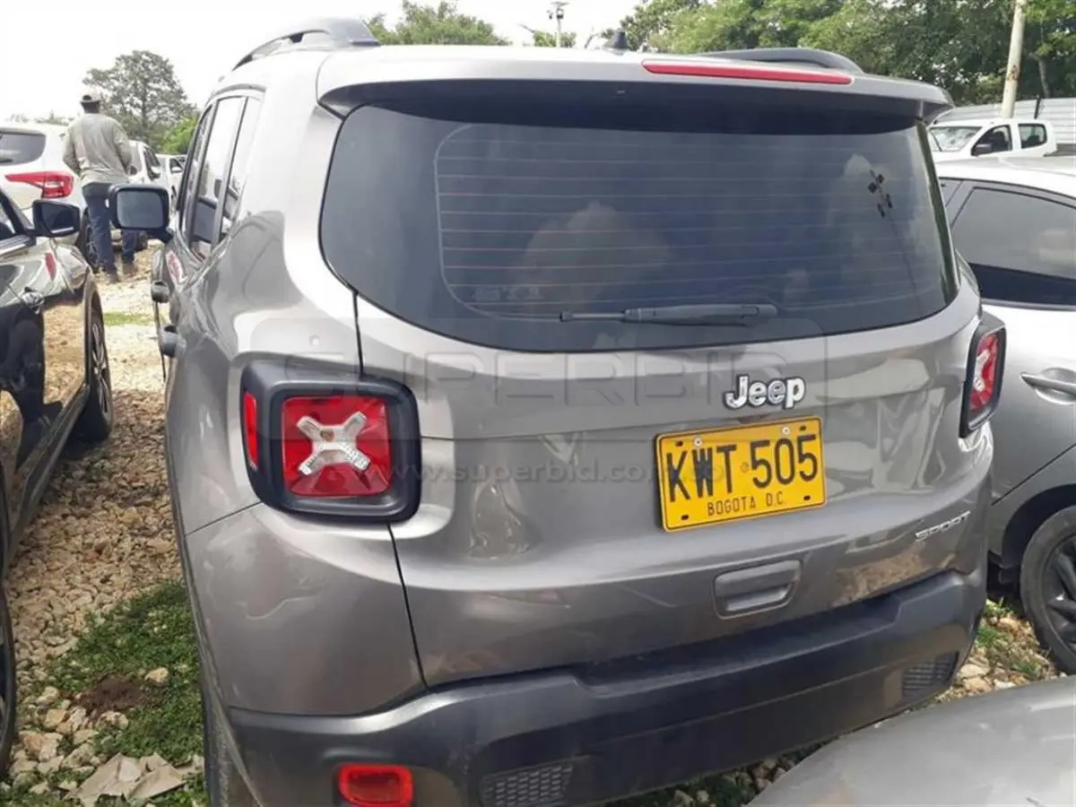 JEEP RENEGADE LONGITUDE 4X2 7AB TC MT 0 CC MOD. 2022, PLACA: KWT505 Ubic.: TURBANA, BOLIVAR — imagen 8 de 8