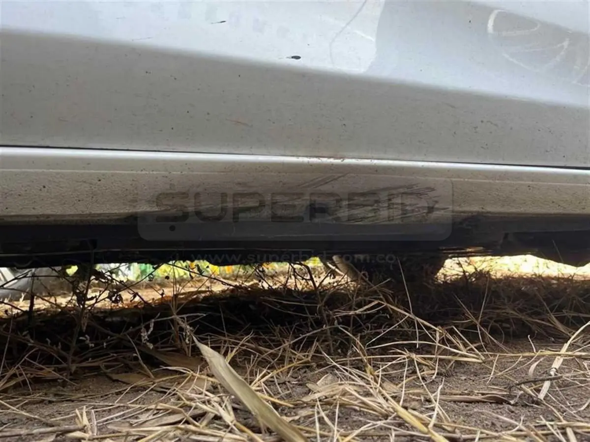 CHEVROLET ONIX LT T 4P 6AB ABS MT 1000 CC MOD. 2025, PLACA: GHL166 Ubic.: PEREIRA, RISARALDA — imagen 3 de 8