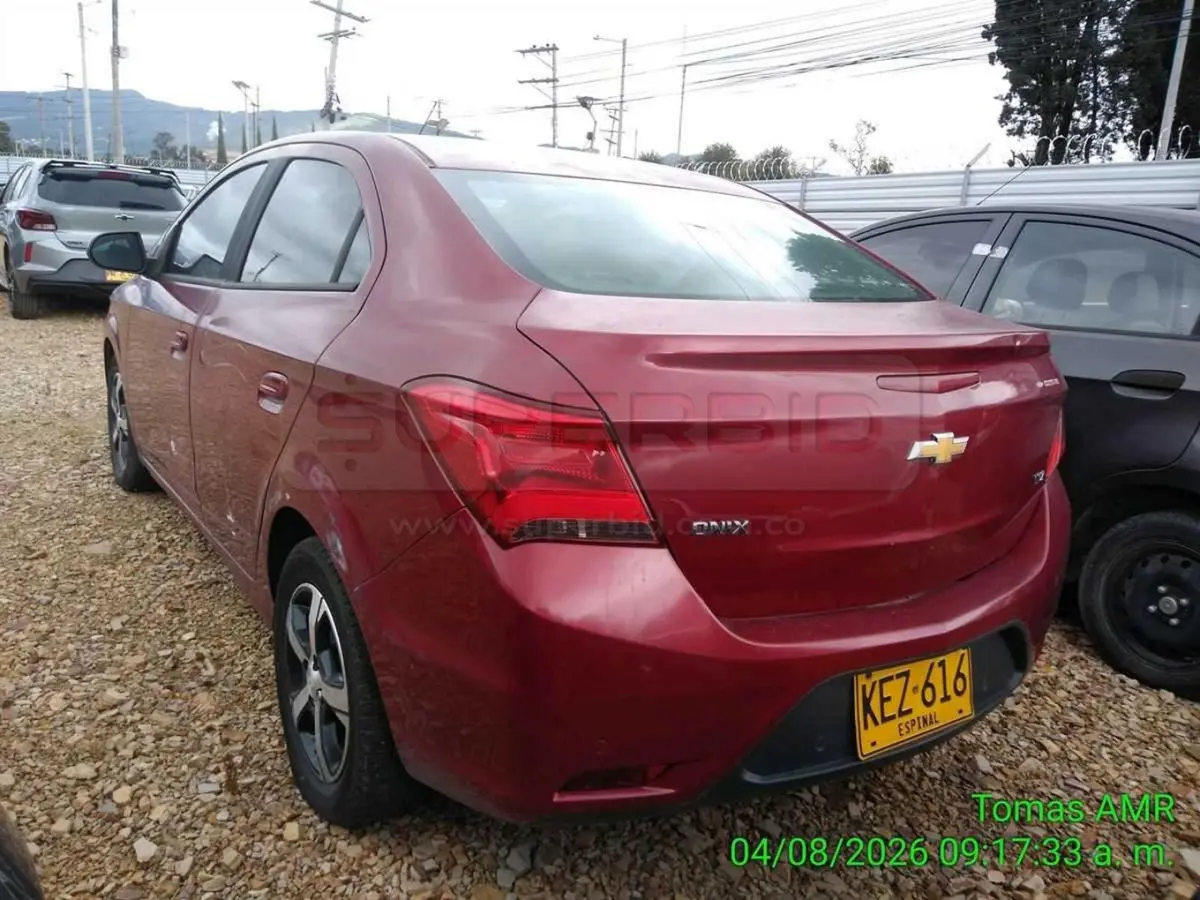 CHEVROLET ONIX LTZ 5P 2AB ABS TP 1389 CC MOD. 2019, PLACA: KEZ616 Ubic.: TOCANCIPA, CUNDINAMARCA — imagen 2 de 8