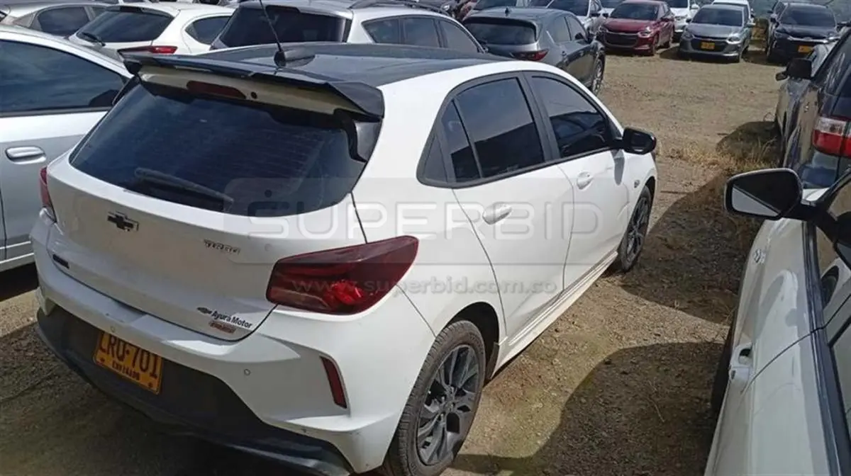 CHEVROLET ONIX RS 5P T 6AB ABS MT 1000 CC MOD. 2023, PLACA: LRQ701 Ubic.: COPACABANA, ANTIOQUIA — imagen 6 de 8