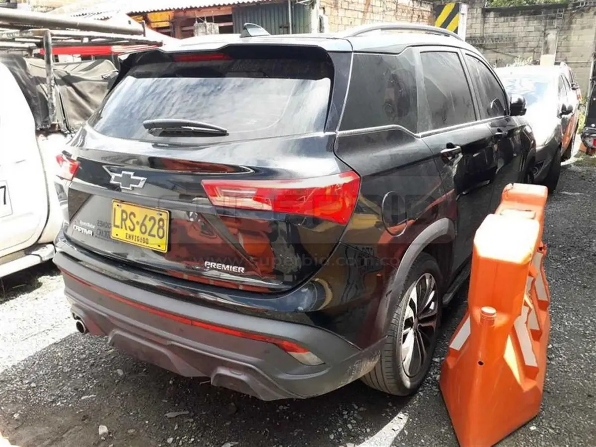 CHEVROLET NEW CAPTIVA PREMIER T 4ABS EBS TP 1451 CC MOD. 2023, PLACA: LRS628 Ubic.: COPACABANA, ANTIOQUIA — imagen 4 de 7