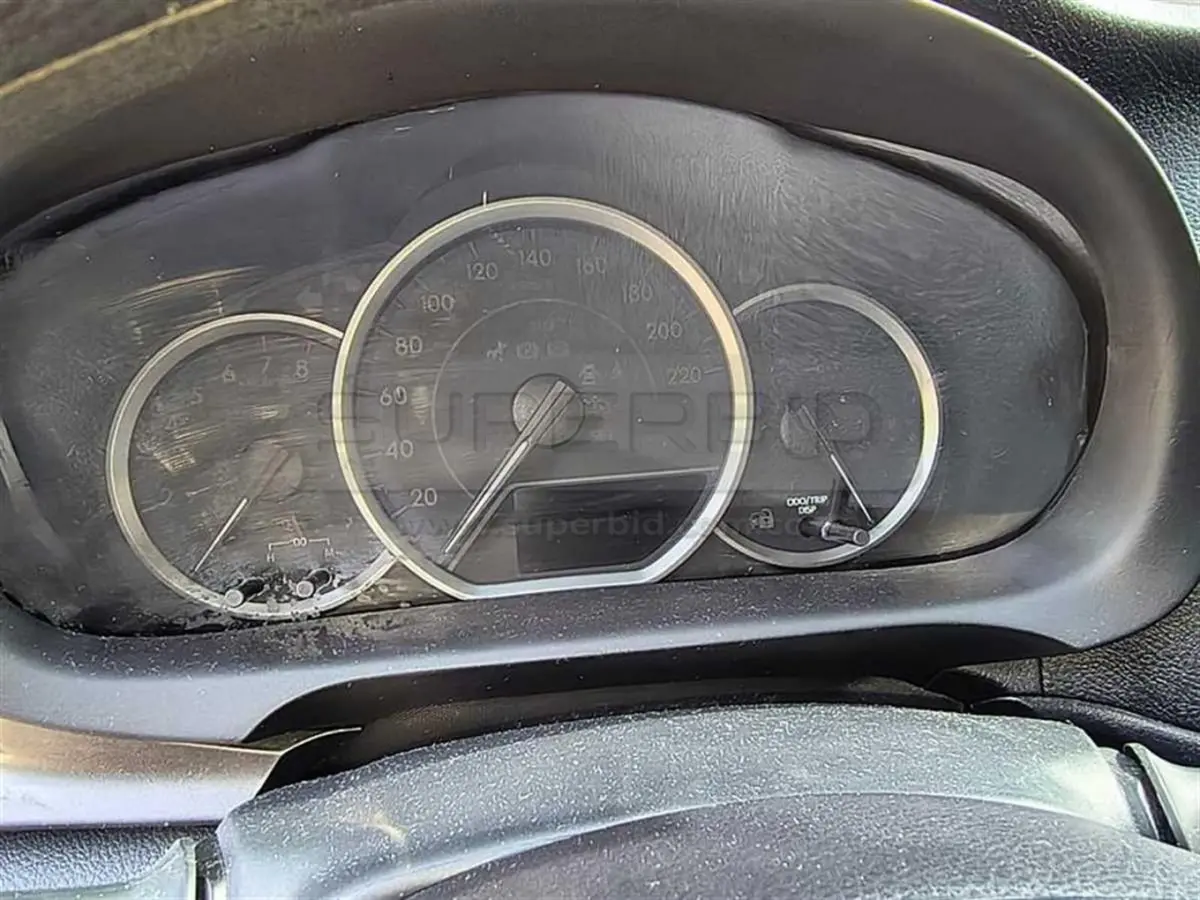 TOYOTA YARIS [3] [FL] SPORT 2AB ABS TC CT TP 1496 CC MOD. 2023, PLACA: LQS322 — imagen 3 de 8
