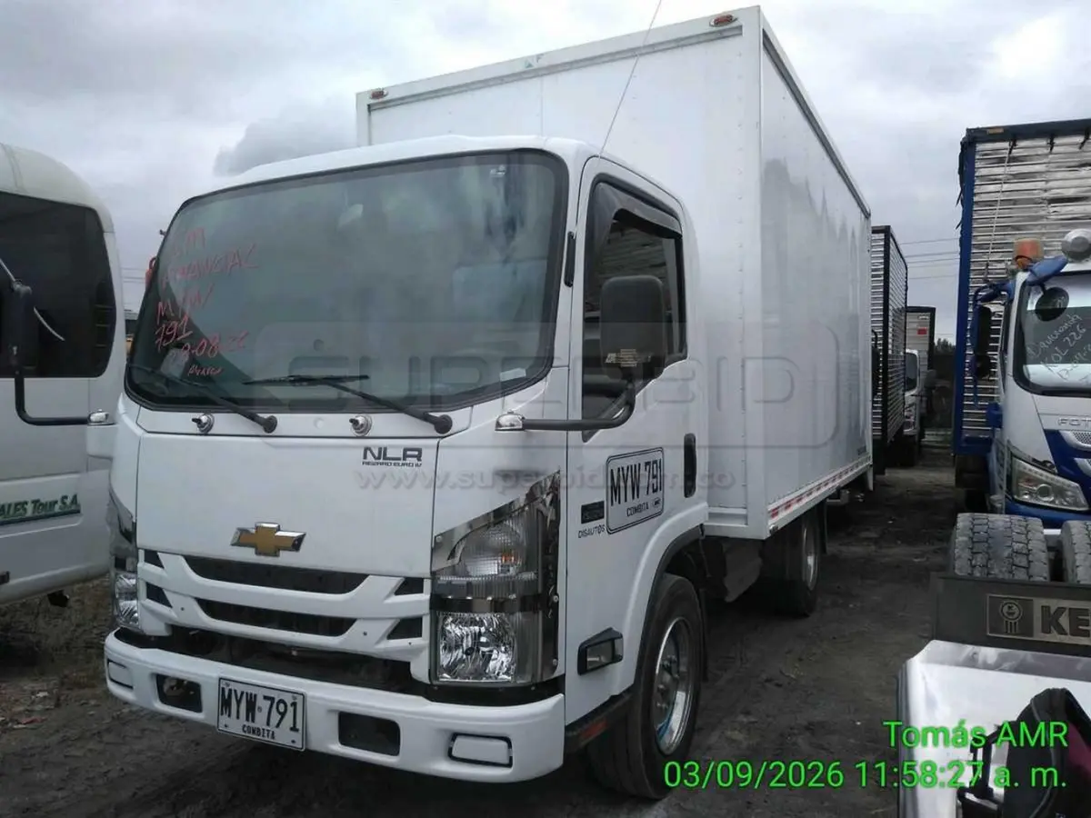 CHEVROLET NLR 700P RWD [122HP] TD 4X2 ABS MT 2999 CC MOD. 2024, PLACA: MYW791 Ubic.: MOSQUERA, CUNDINAMARCA