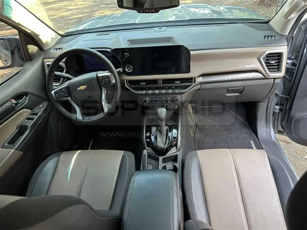 CHEVROLET COLORADO HIGH COUNTRY 4X4 TD EURO VI AT 2800 CC MOD. 2025, PLACA: KVV431 Ubic.: MONTERIA, CORDOBA — imagen 3 de 8