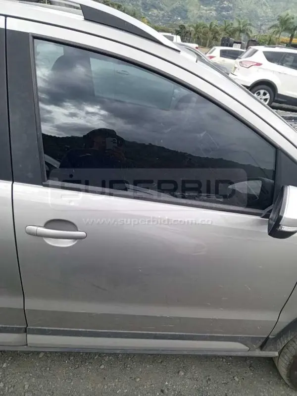 VOLKSWAGEN CROSS FOX MOD. 2016, RTM VENCIDA PLACA: 8 Ubic.: Girardota (Antioquia). — imagen 5 de 8