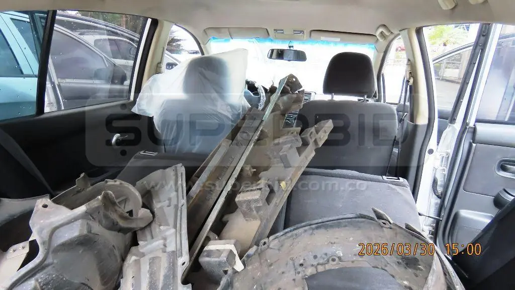 NISSAN TIIDA MOD. 2013, PLACA: 9 Ubic.: Guarne(Antioquia) — imagen 3 de 8