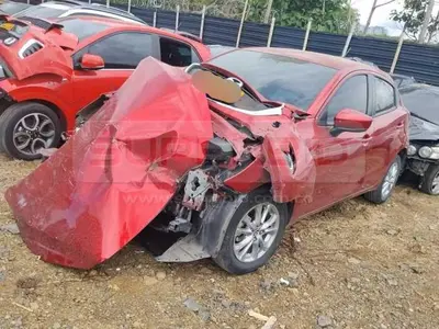 MAZDA 2 HATCHBACK MOD. 2019, PLACA: 5 Ubic.: Pereira (Risaralda)