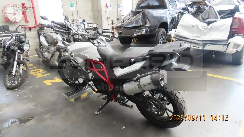 BMW F700 GS MOD. 2017, PLACA: 7 Ubic.: Guarne(Antioquia) — imagen 7 de 8