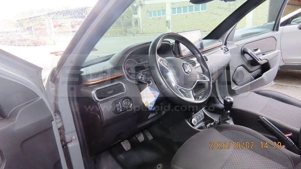 RENAULT DUSTER OROCH MOD. 2024, PLACA: 3 Ubic.: Guarne(Antioquia) — imagen 4 de 8