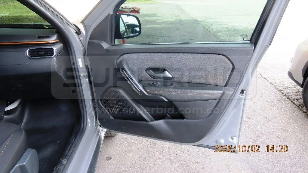 RENAULT DUSTER OROCH MOD. 2024, PLACA: 3 Ubic.: Guarne(Antioquia) — imagen 5 de 8