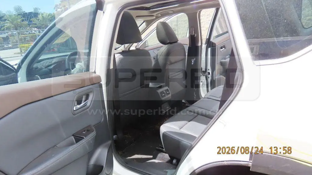 NISSAN X-TRAIL T33 MOD. 2025, PLACA: 2 Ubic.: Guarne(Antioquia) — imagen 4 de 8
