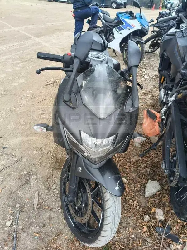 SUZUKI GIXXER SF 250 MOD. 2021, PLACA: 3 Ubic.: Mosquera(Cundinamarca)