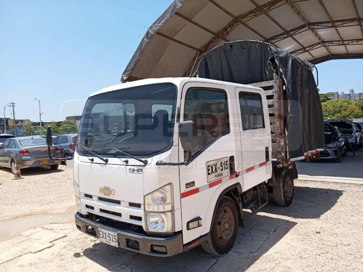 CHEVROLET NHR DOBLE CABINA REWARD EURO IV 2999 CC MOD. 2019, PLACA: EXX515 Ubic.: BARRANQUILLA — imagen 4 de 8