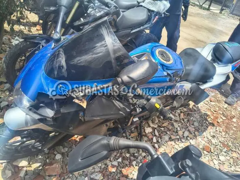 Salvamento Suzuki Gsx-r150 - 2022 - 64G - Mosquera — imagen 3 de 8