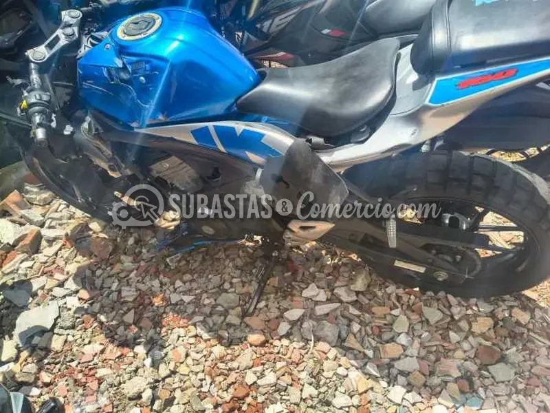 Salvamento Suzuki Gsx-r150 - 2022 - 64G - Mosquera — imagen 4 de 8