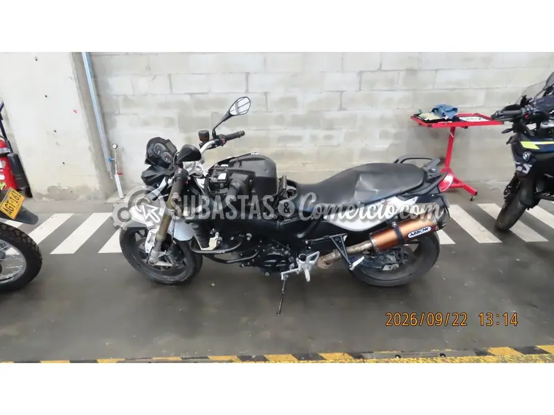 Salvamento Bmw F 800 r - 2016 - 74D - Guarne — imagen 7 de 8