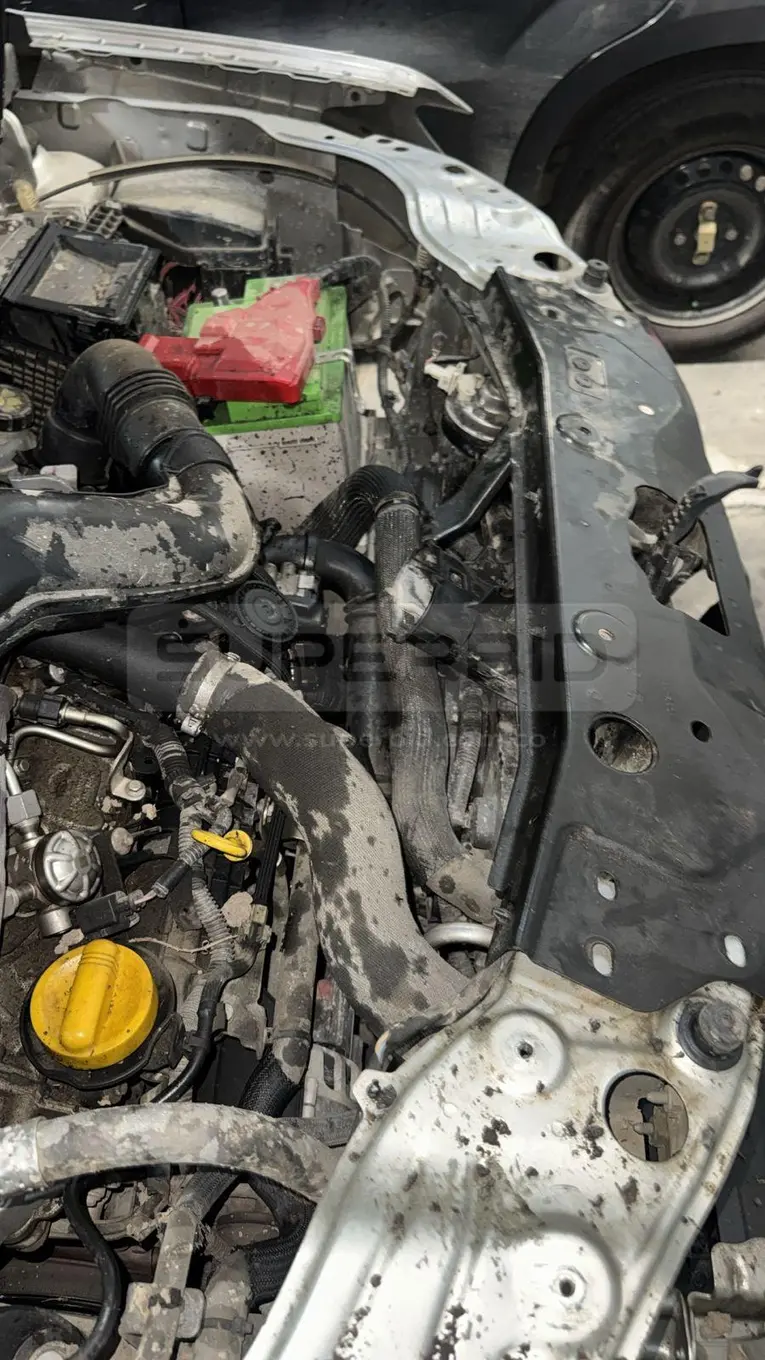 RENAULT DUSTER INTENS 4X4 MT ULC MOD. 2023, PLACA: LLW015 Ubic.: CALI — imagen 4 de 8