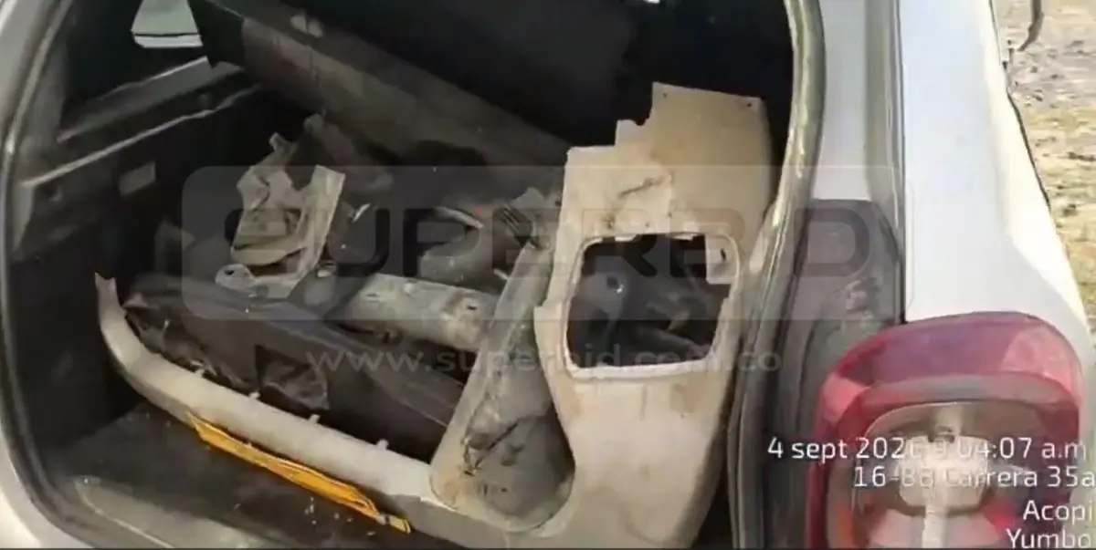 RENAULT DUSTER INTENS 4X4 MT ULC MOD. 2023, PLACA: LLW015 Ubic.: CALI — imagen 7 de 8