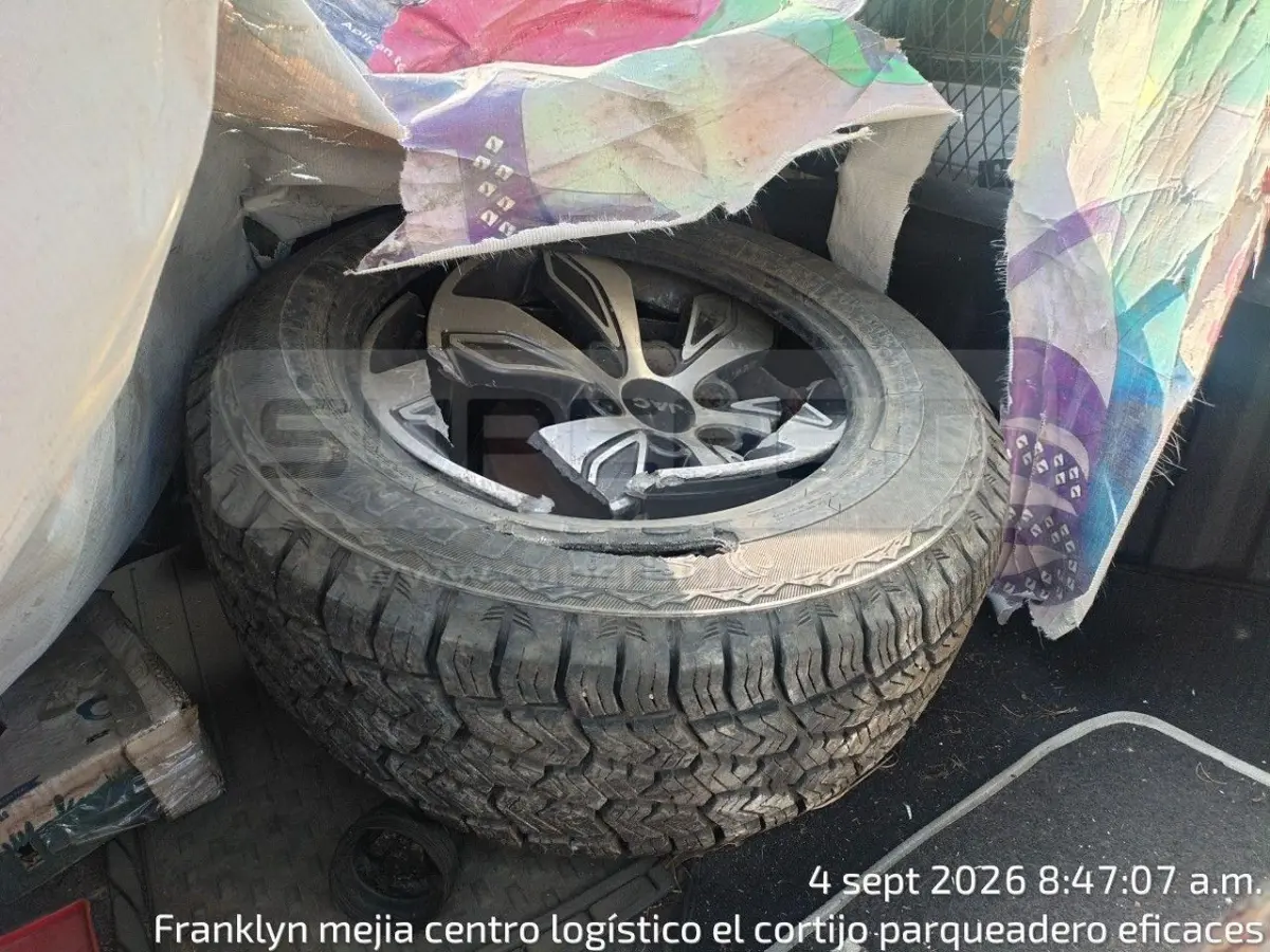 JAC JT8 CONFORT 4X4 MOD. 2023, PLACA: LQX562 Ubic.: CALI — imagen 6 de 7