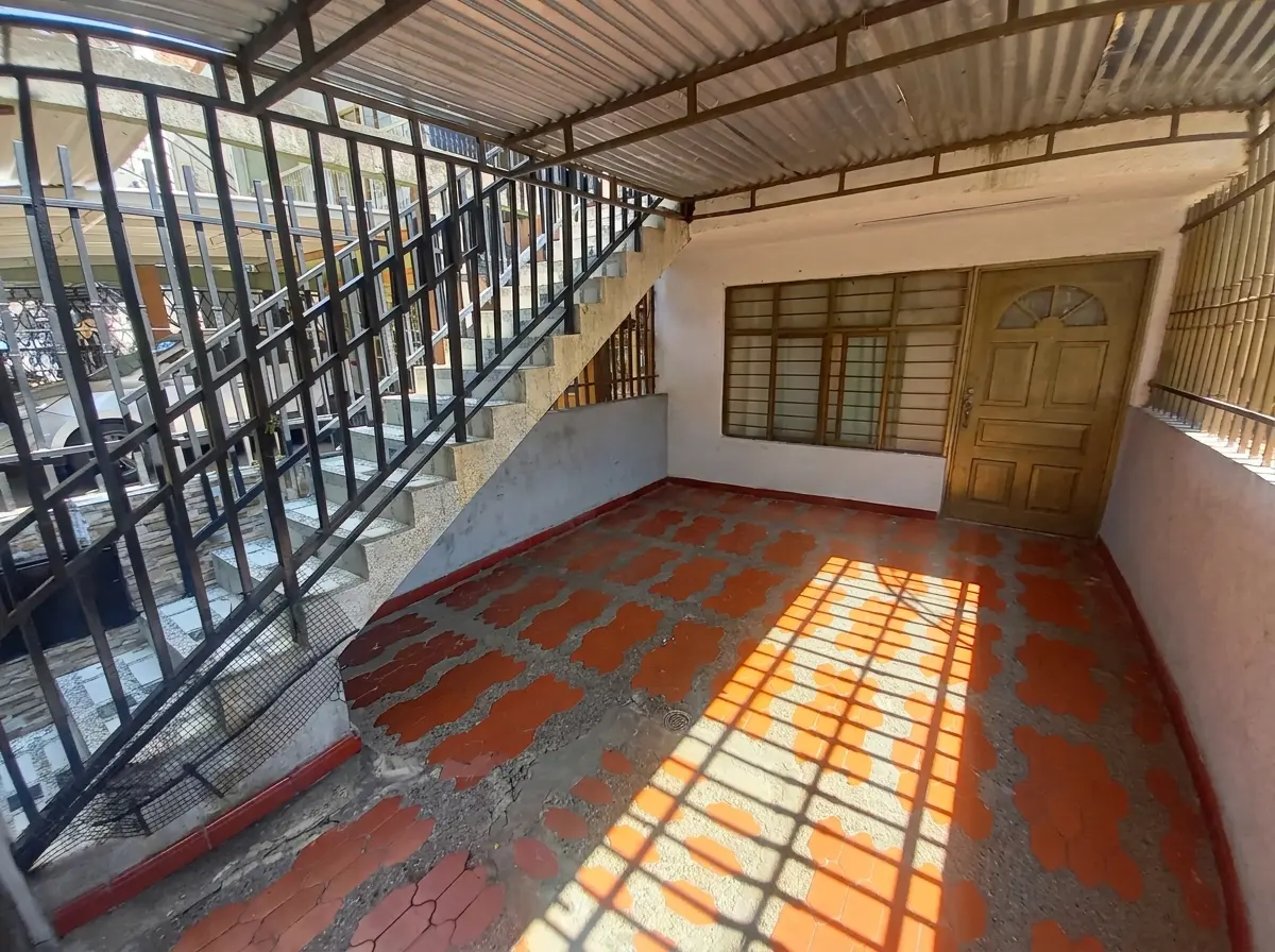 Casa en venta - Santiago De Cali, Valle Del Cauca — imagen 2 de 11