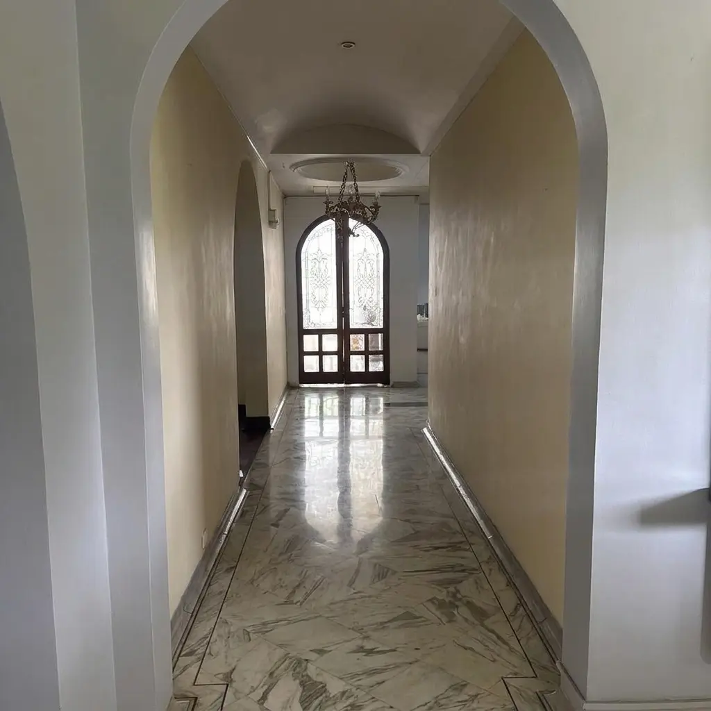 Casa en venta - Medellin, Antioquia — imagen 3 de 13