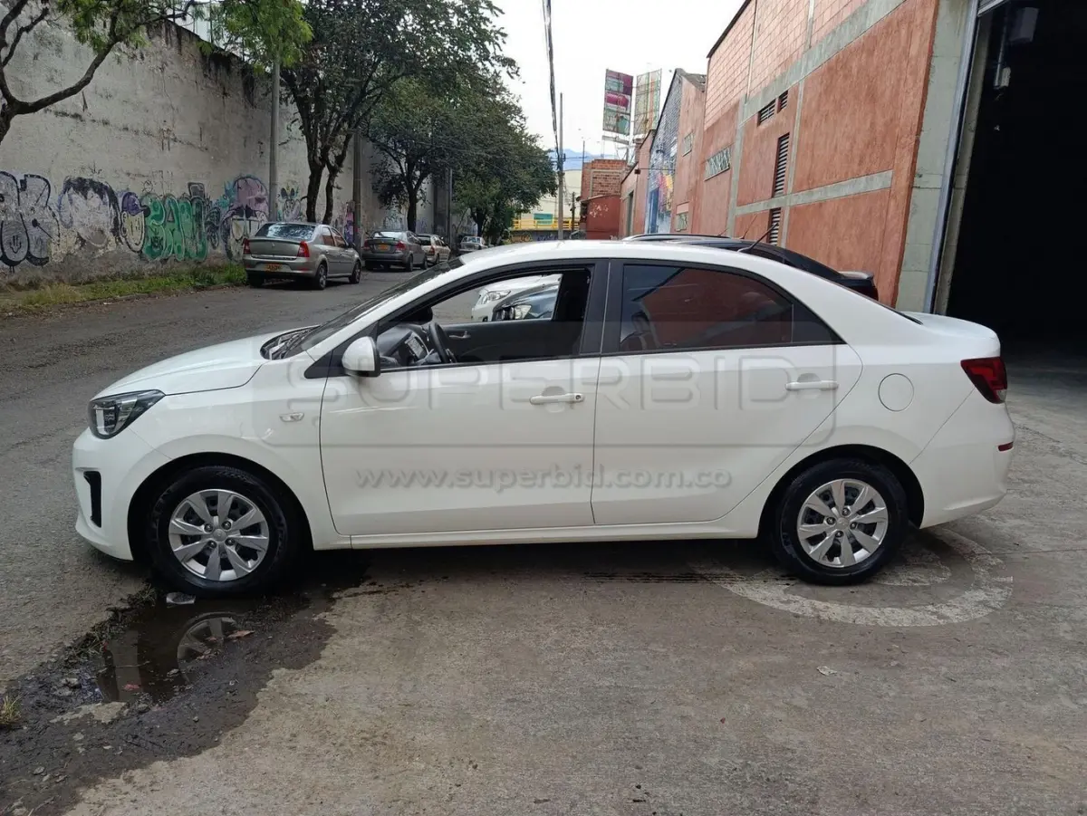 KIA SOLUTO EMOTION MT 1368 CC MOD. 2026, RP#1 PLACA: NZS789 Ubic.: MEDELLIN — imagen 5 de 8