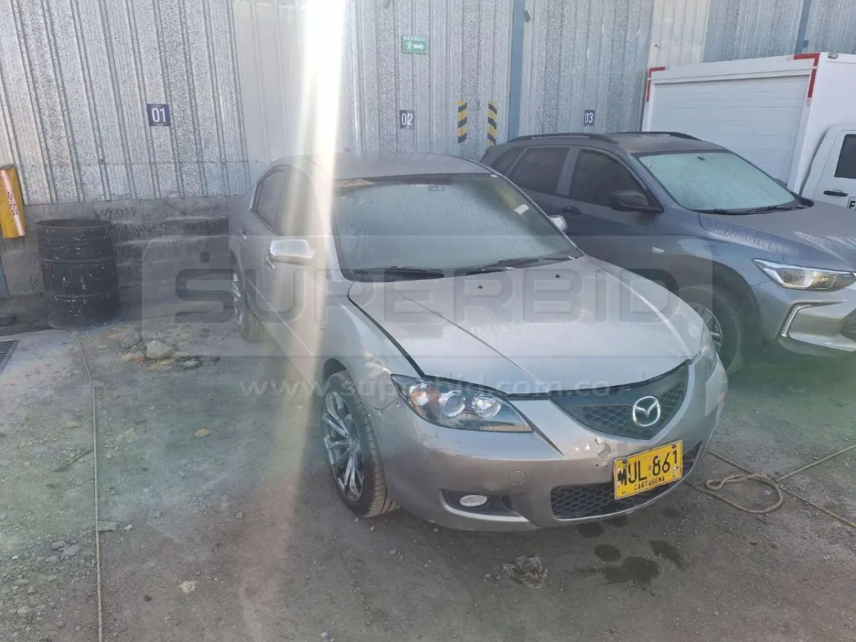 MAZDA 3 SEDAN 1.6 AUTOMÁTICO 1598 CC MOD. 2013, RP#3 PLACA: MUL861, BRP Ubic.: BOGOTÁ — imagen 2 de 8