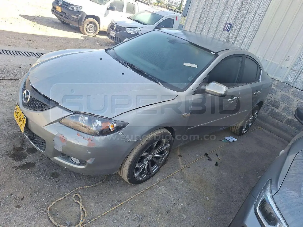MAZDA 3 SEDAN 1.6 AUTOMÁTICO 1598 CC MOD. 2013, RP#3 PLACA: MUL861, BRP Ubic.: BOGOTÁ — imagen 5 de 8