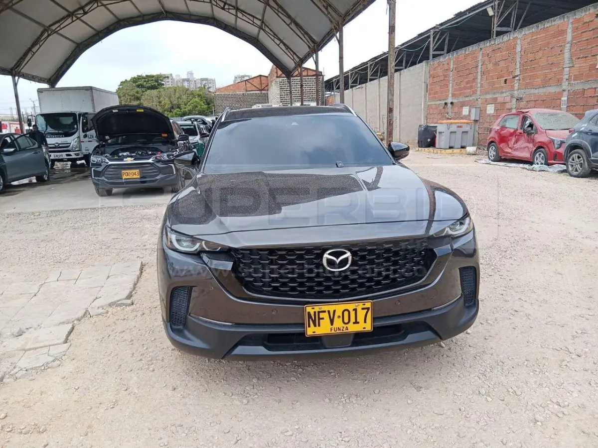 MAZDA CX50 GRAND TOURING LX 2.5 AT 4X4 2500 CC MOD. 2024, RP#1 PLACA: NFV017 Ubic.: BARRANQUILLA — imagen 3 de 8