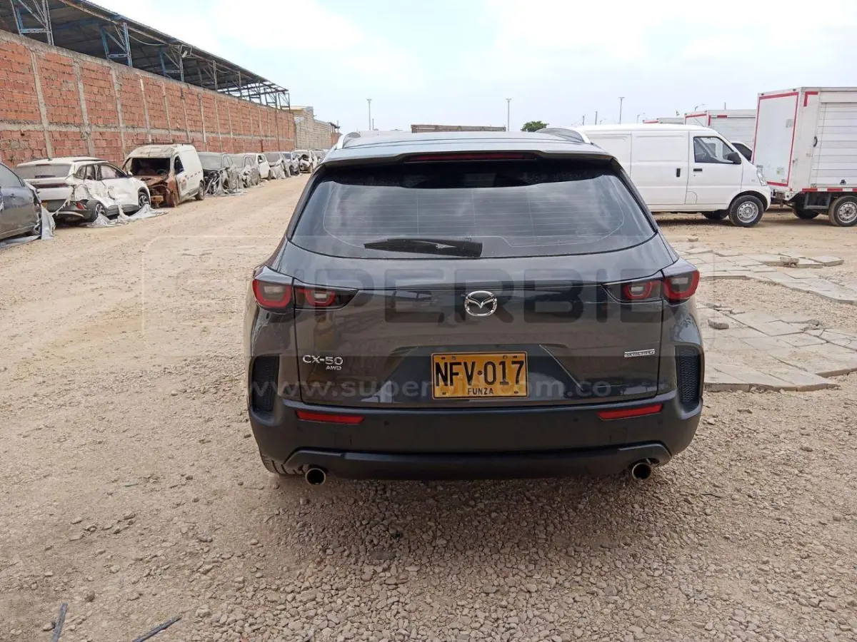 MAZDA CX50 GRAND TOURING LX 2.5 AT 4X4 2500 CC MOD. 2024, RP#1 PLACA: NFV017 Ubic.: BARRANQUILLA — imagen 7 de 8
